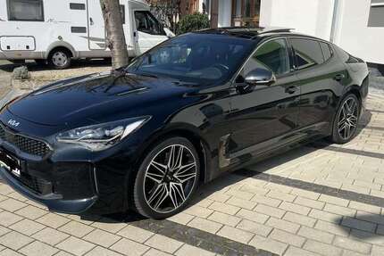 Kia Stinger 48.700 km 39.790 &euro; Eppelheim 69214