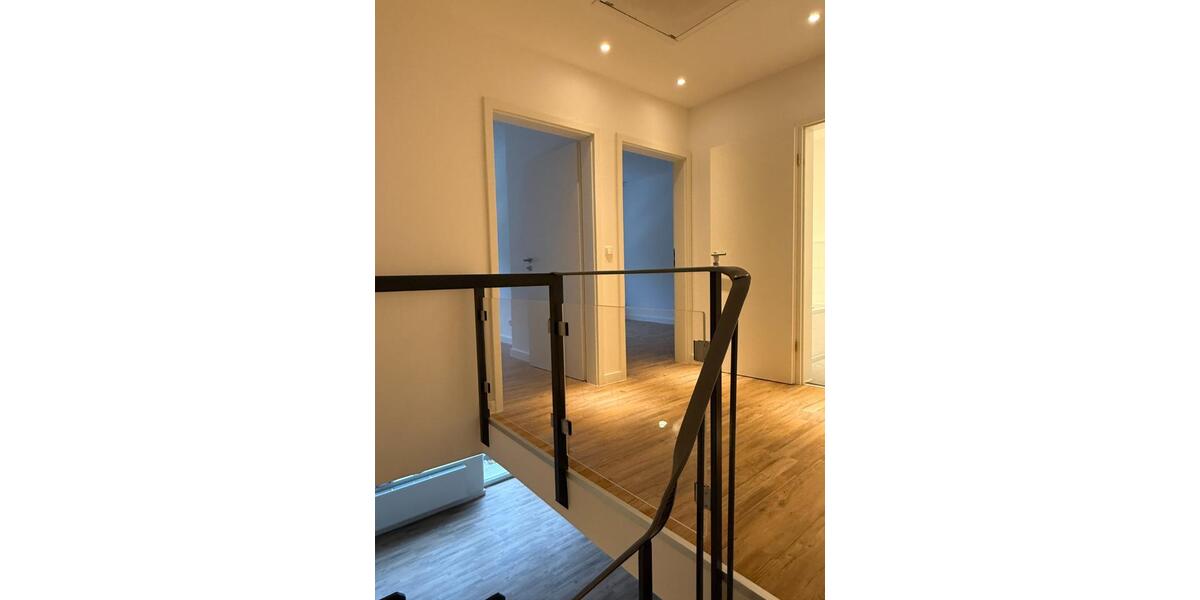 Reihenhaus Bensheim - 4 Zimmer, 120 m&sup2;, 1.800&euro; | Angebot:24710009