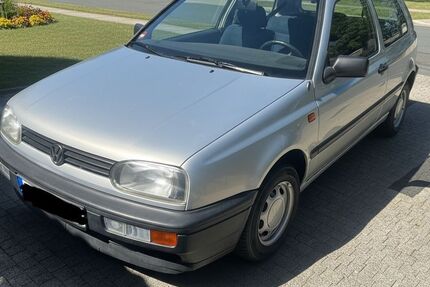 VW Golf 15.522 km 7.350 € Berg 95180
