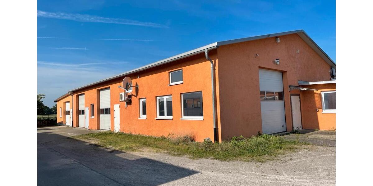 Teil einer Gewerbehalle zu vermieten in Dettenheim Russheim zimmer