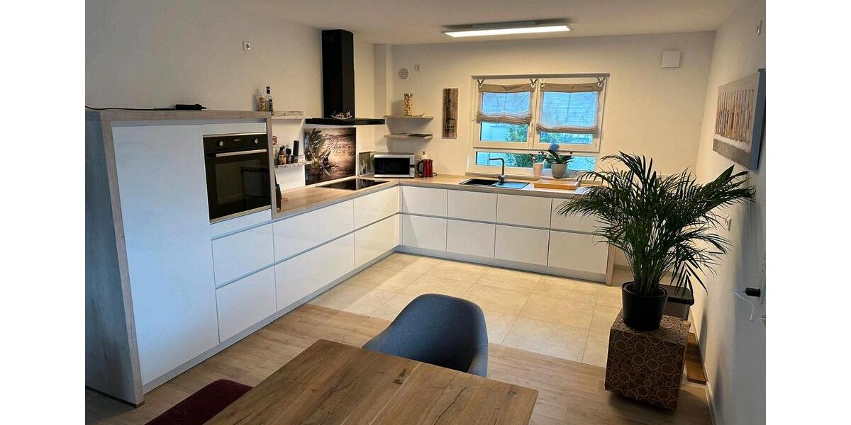 Etagenwohnung Lampertheim - 4 Zimmer, 134 m&sup2;, 1.750&euro; | Angebot:25272832