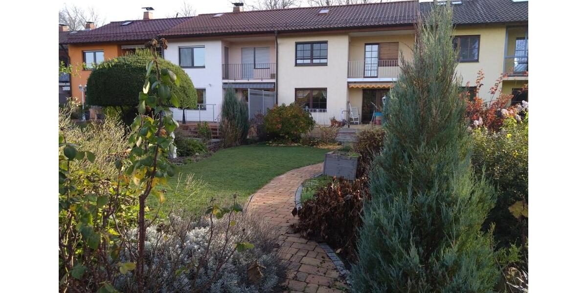 Reihenhaus Mannheim Niederfeld - 4 Zimmer, 106 m&sup2;, 439.000&euro; | Angebot:25380116