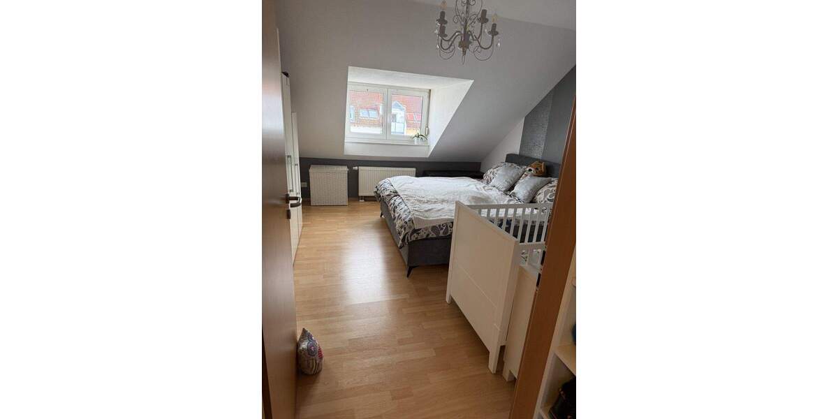 Etagenwohnung Ludwigshafen Oggersheim - 3 Zimmer, 90 m&sup2;, 950&euro; | Angebot:25743962