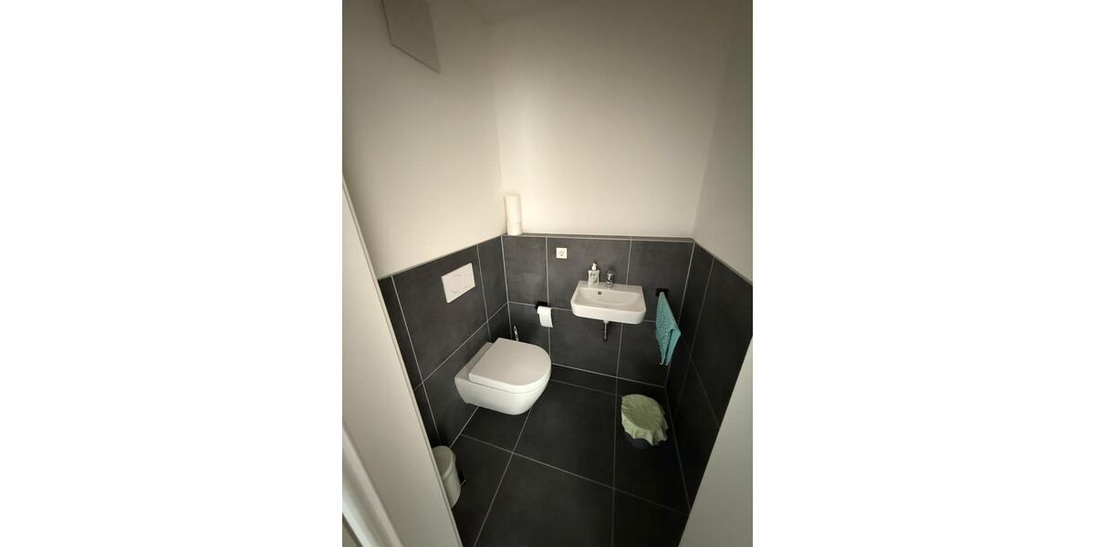 Dachgeschoßwohnung Walldorf - 3 Zimmer, 87 m&sup2;, 419.000&euro; | Angebot:24783953