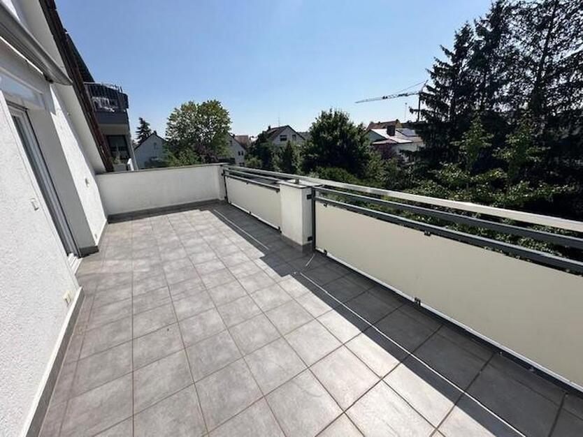 Zentral-gelegene Maisonnette-Wohnung in ruhiger Lage mit Blick ins Grüne