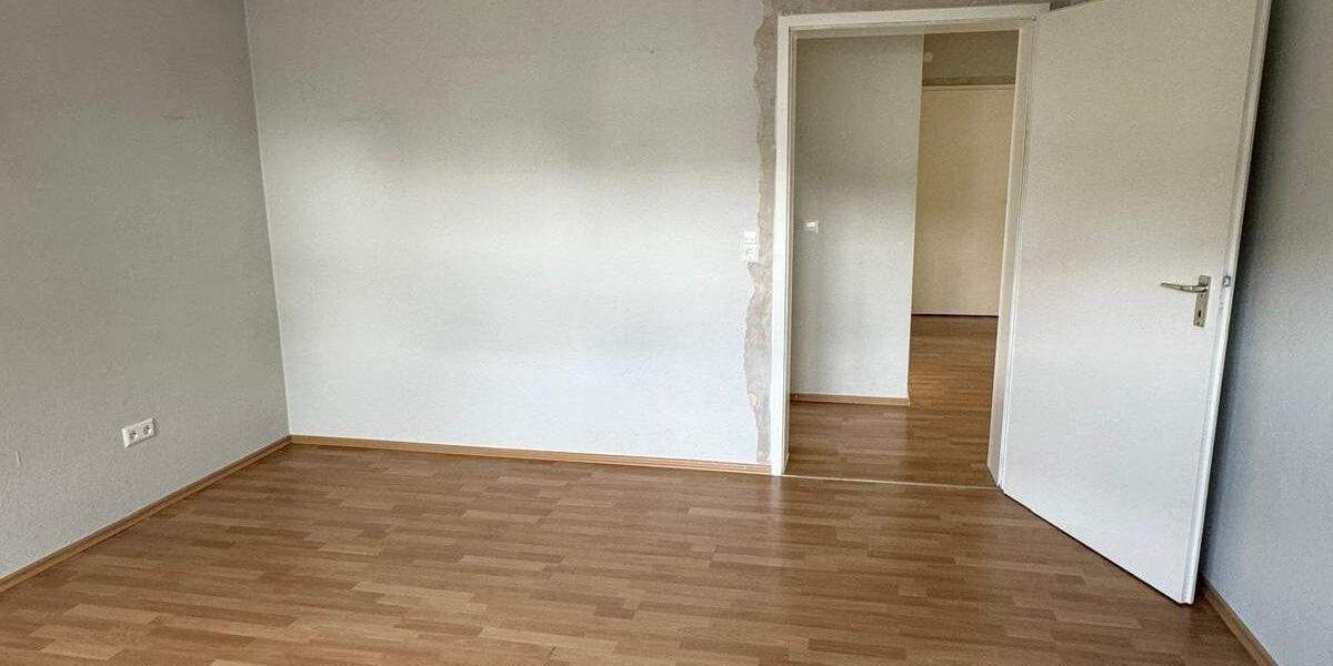 Gewerbeobjekt Waghäusel Kirrlach - 3 Zimmer, 107 m&sup2;, 1.120&euro; | Angebot:23842071
