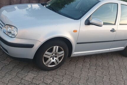 VW Golf 182.000 km 1.500 &euro; Lampertheim 68623