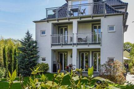 Neustadt an der Weinstraße: große 3 ZKB Wohnung mit Loggia - ohne Möbel 3 zimmer