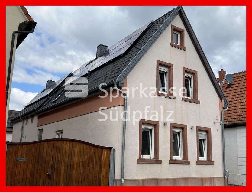 Haus zum Kaufen in Harthausen 595.000 € 212.39 m²