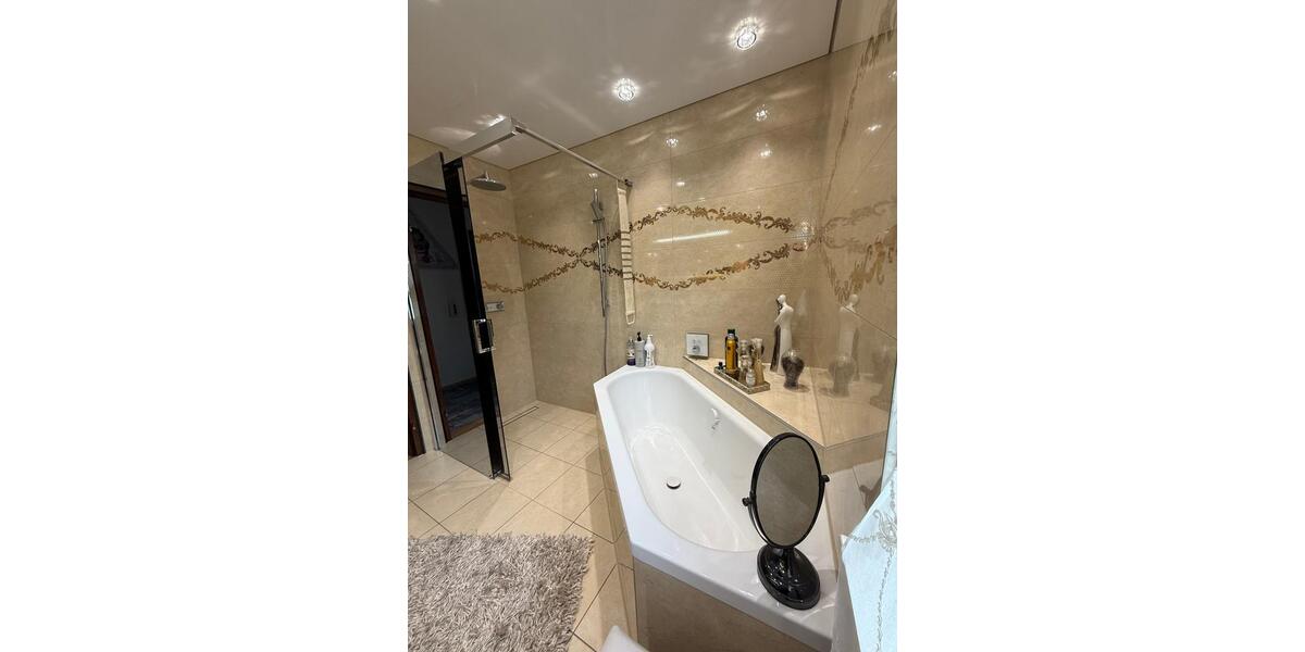 Doppelhaushälfte Altrip - 6 Zimmer, 158 m&sup2;, 689.000&euro; | Angebot:26819043