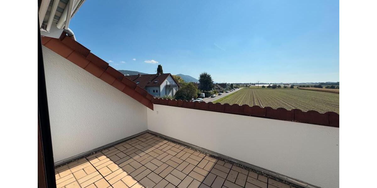 Charmante Dachgeschosswohnung in Hirschberg an der Bergstraße 3.5 zimmer