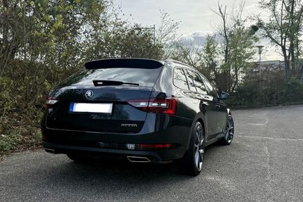 Skoda Superb 127.000 km 20.990 &euro; Heidelberg 69115