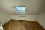 Dachgeschoßwohnung Hockenheim - 3 Zimmer, 77 m&sup2;, 239.000&euro; | Angebot:26572972