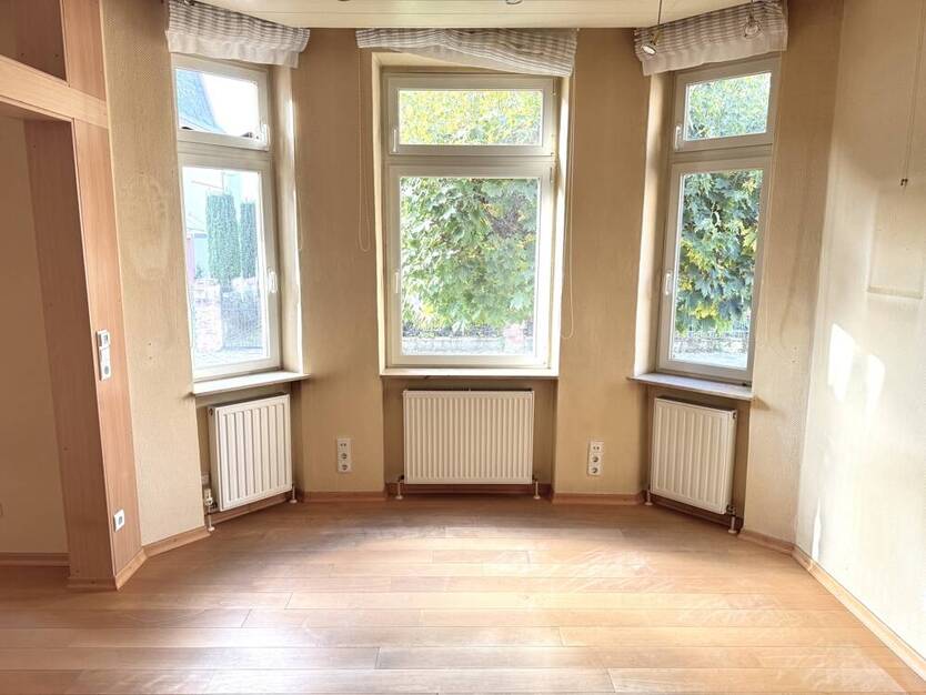 Familienpackung: *Sebastian-Münster-Str.* - DHH - 5 Zimmer - 3 Bäder - Garten - Garage!