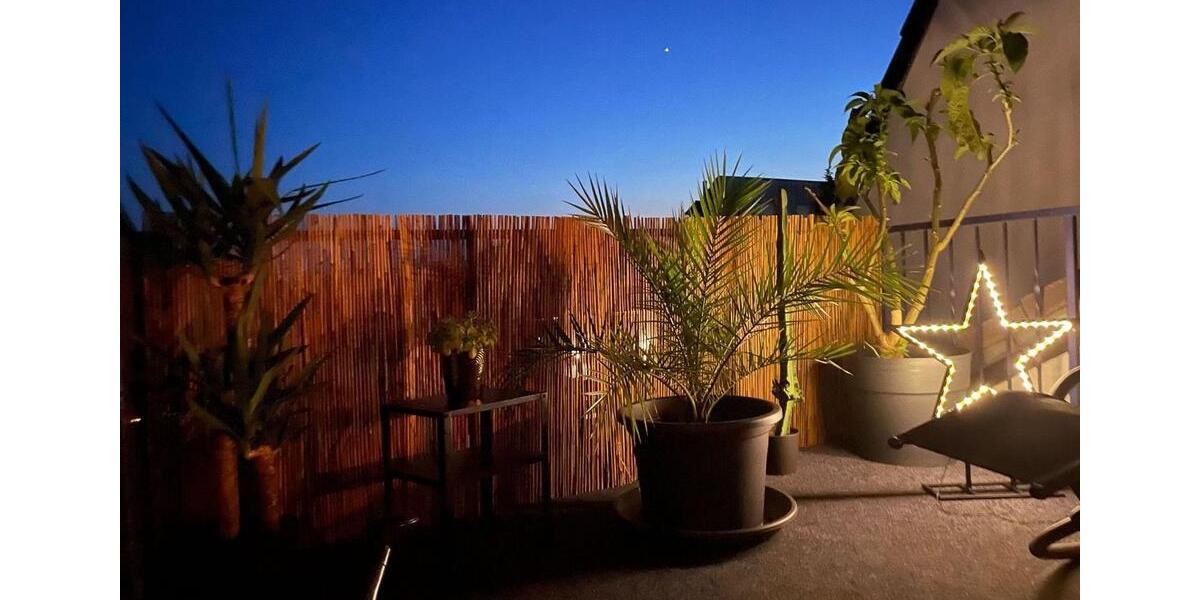 2 ZKB Wohnung, 59qm, EBK, Terrasse, Klima, Fußb.-Hzg, Stellplatz 2 zimmer