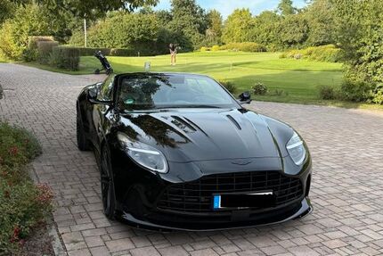 Aston Martin DB12 4.500 km 249.000 &euro; Brühl 68782
