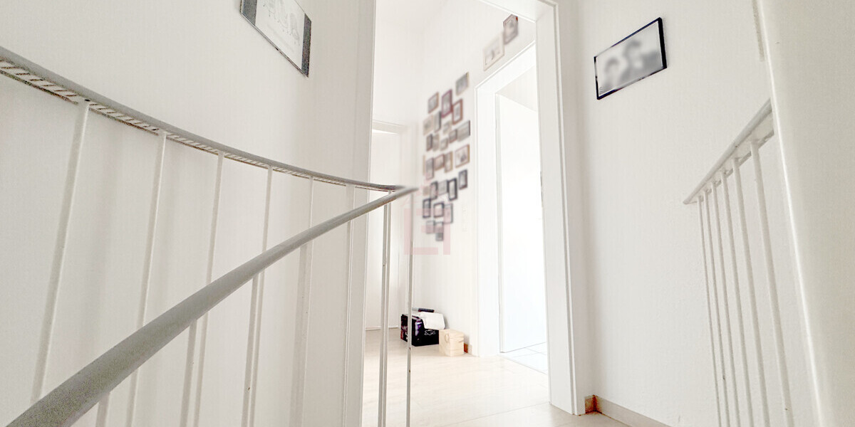 Charmante Maisonette-Wohnung mit Loggia und Tiefgaragenstellplatz in ruhiger Wohnlage von Worms - Maisonettenwohnung Worms Westliche Vororte | Angebot:27109764