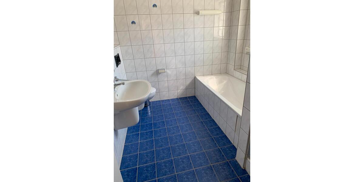 Dachgeschoßwohnung Bensheim - 2 Zimmer, 85 m&sup2;, 998&euro; | Angebot:26649791