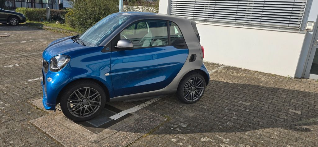 Smart ForTwo 22.500 km 12.000 &euro; Mannheim 68163