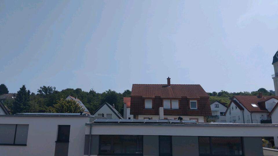 ruhige 3 Zimmer Dachgeschoss Wohnung mit Fernblick