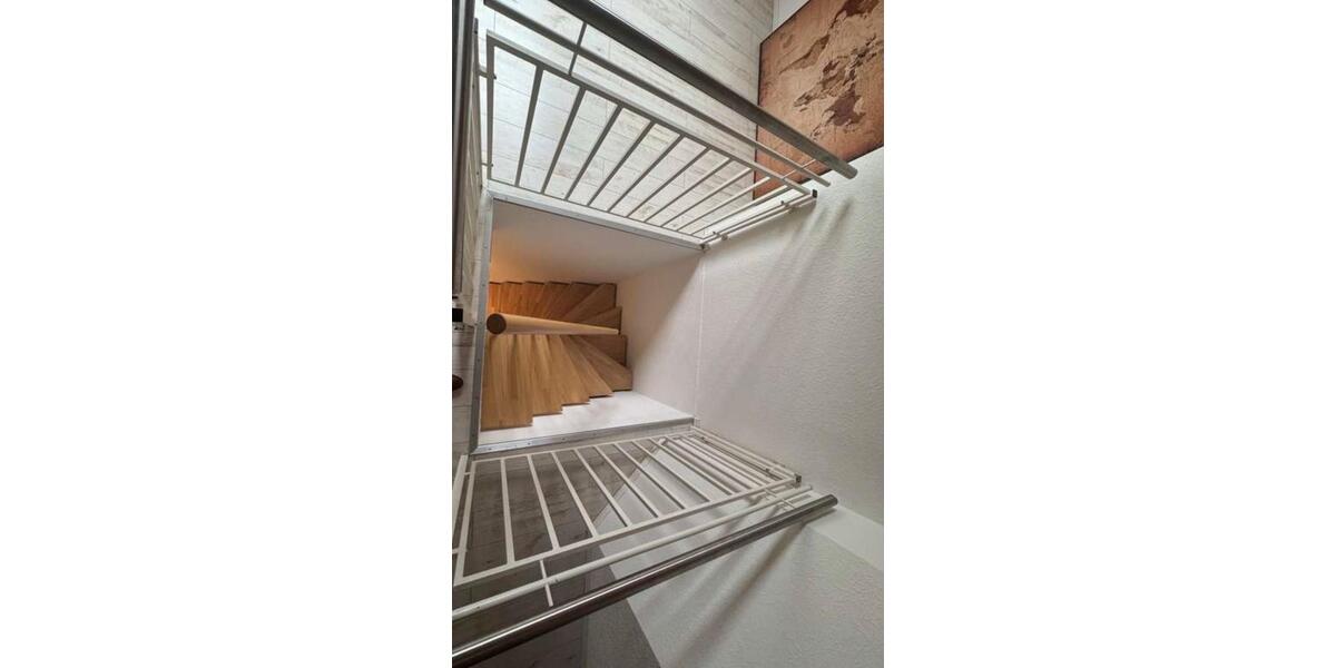 Maisonettenwohnung Ludwigshafen am Rhein Edigheim - 5 Zimmer, 130 m&sup2;, 1.850&euro; | Angebot:25655461