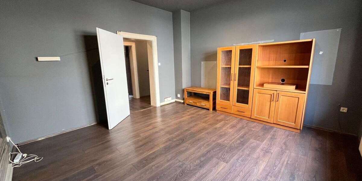 Etagenwohnung Mannheim Neckarstadt-Ost - 2.5 Zimmer, 75 m&sup2;, 950&euro; | Angebot:27330777