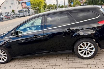 Ford Focus 155.000 km 5.990 &euro; Worms 67551