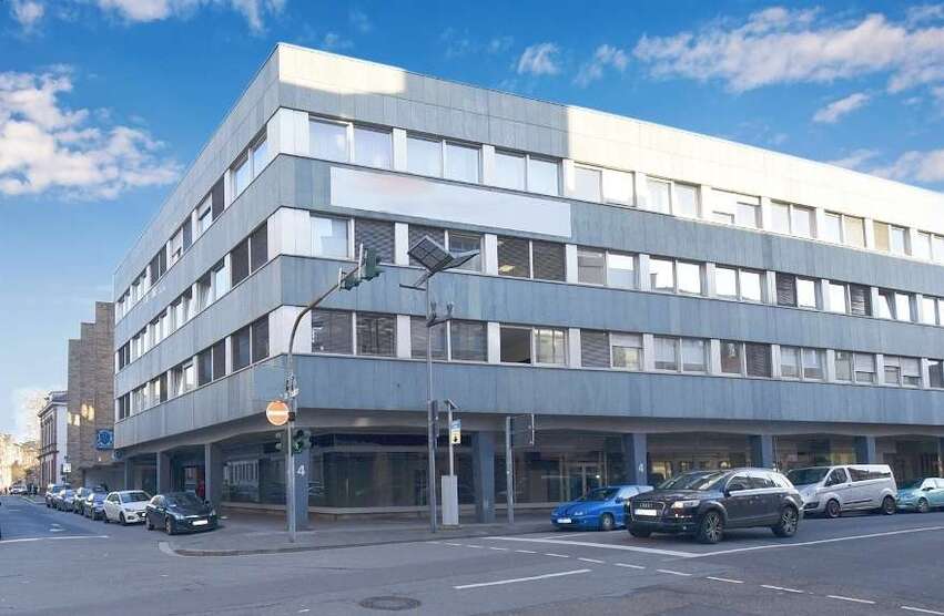 Büro in Neustadt 3.850 € 500 m²