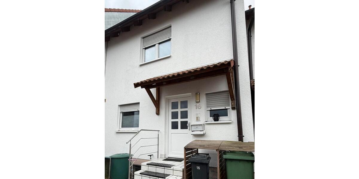 Reihenhaus Heddesheim - 6 Zimmer, 200 m&sup2;, 2.100&euro; | Angebot:25306077