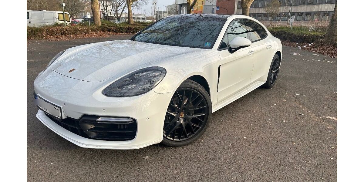 Porsche Panamera 42.000 km 72.800 &euro; Mannheim 68159