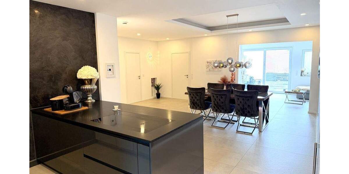 Etagenwohnung Worms Innenstadt - 4 Zimmer, 135 m&sup2;, 1.490&euro; | Angebot:25360545