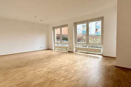 Wohnung zum Mieten in Mannheim 900 € 75.23 m² 2 zimmer