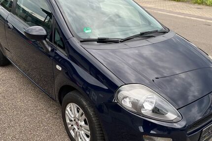 Fiat Punto 176.854 km 2.400 &euro; Hockenheim 68766