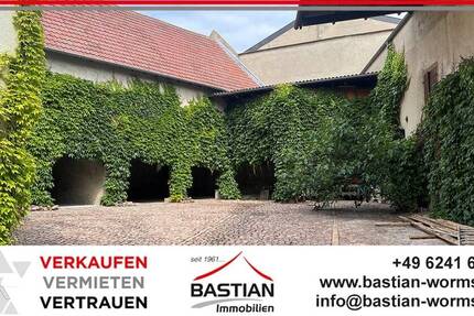 Haus Mölsheim - 7 Zimmer, 262 m&sup2;, 548.000&euro; | Angebot:25684732