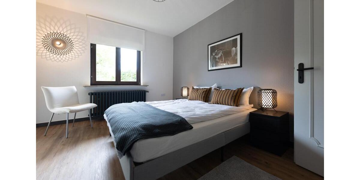 Villa Weinheim - 5 Zimmer, 145 m&sup2;, 2.790&euro; | Angebot:24989273