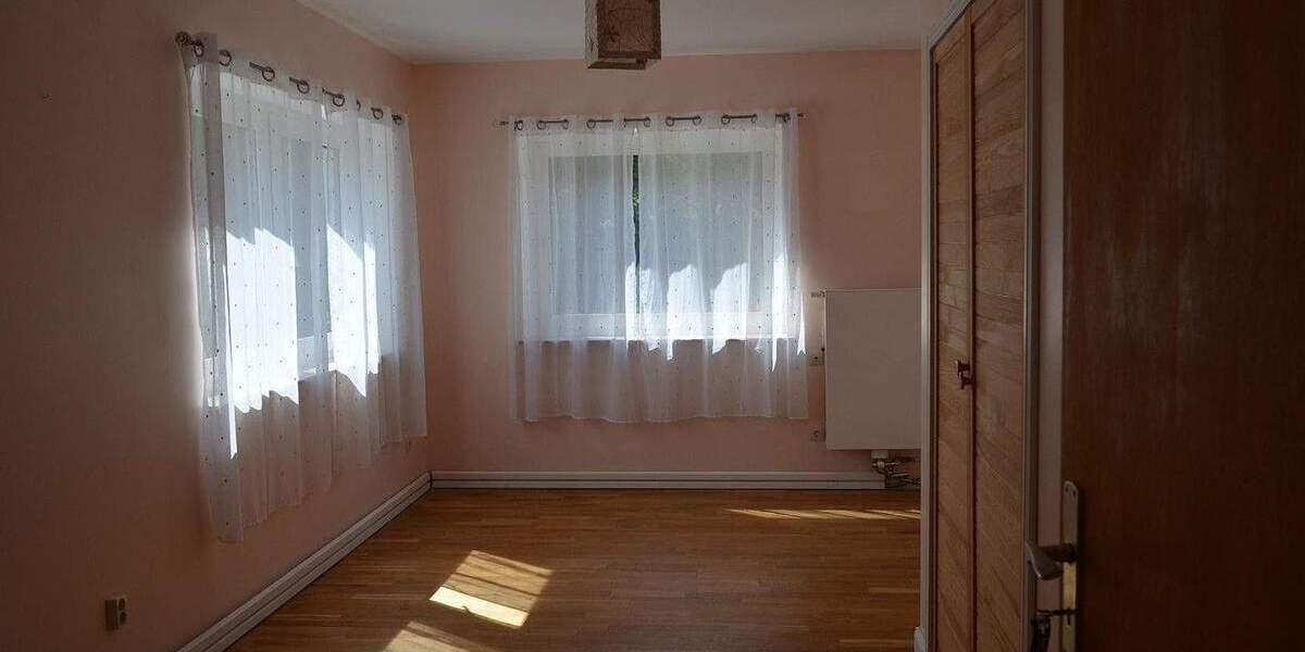 Einfamilienhaus Neckargemünd-Waldhilsbach Waldhilsbach - 7 Zimmer, 248 m&sup2;, 560.000&euro; | Angebot:25728301
