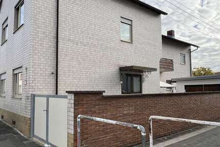 Haus zum Kaufen in Ludwigshafen am Rhein 385.000 € 168.09 m² 7 zimmer