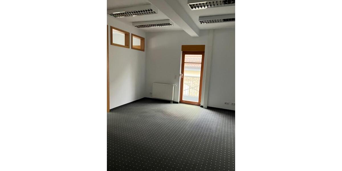 Etagenwohnung Heppenheim (Bergstraße) - 2 Zimmer, 87 m&sup2;, 785&euro; | Angebot:17741995