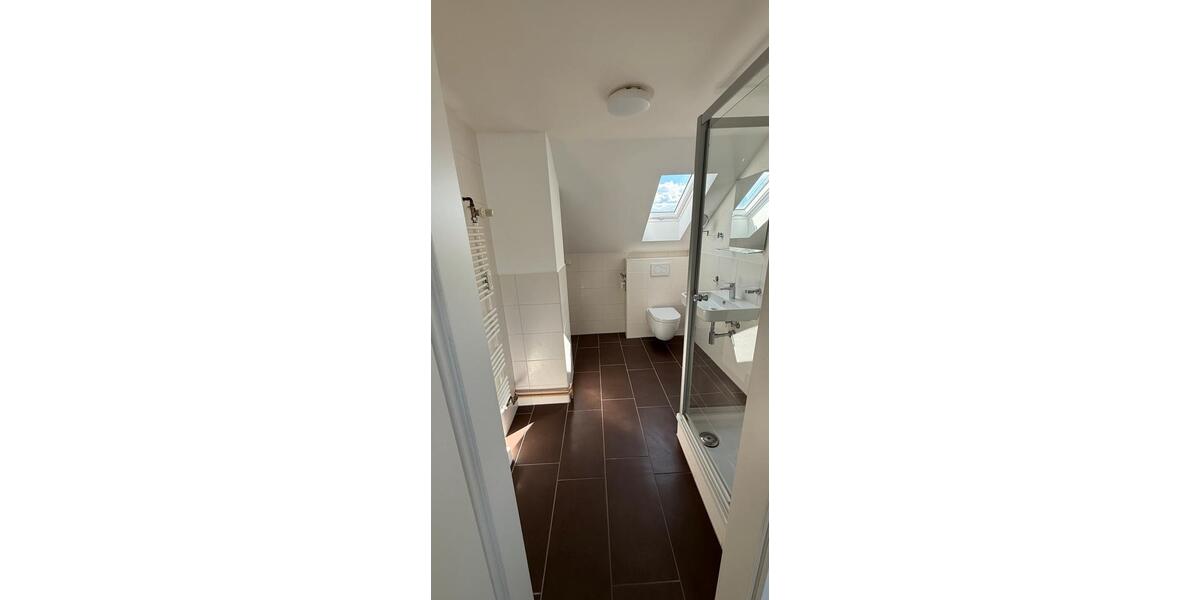 Dachgeschoßwohnung Mannheim Sandhofen - 2.5 Zimmer, 50 m&sup2;, 700&euro; | Angebot:26313632