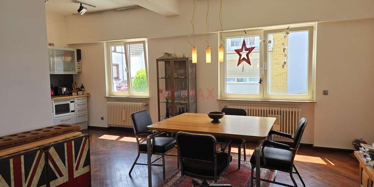 Haus zum Kaufen in Ludwigshafen am Rhein 348.500 € 145 m² 5 zimmer