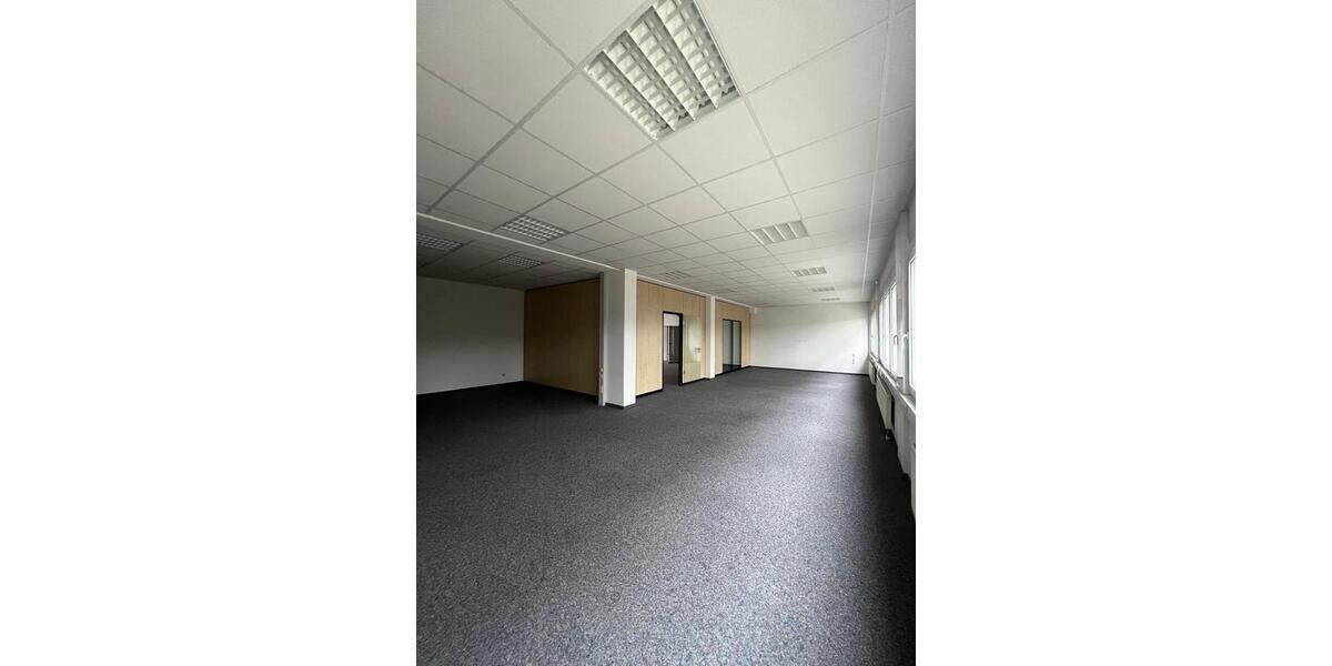 Gewerberäumlichkeit im Gewerbegebiet Rot-Malsch zu vermieten zimmer