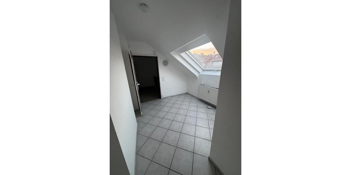 Dachgeschoßwohnung Mannheim Rheinau - 2 Zimmer, 41 m&sup2;, 899&euro; | Angebot:27584720