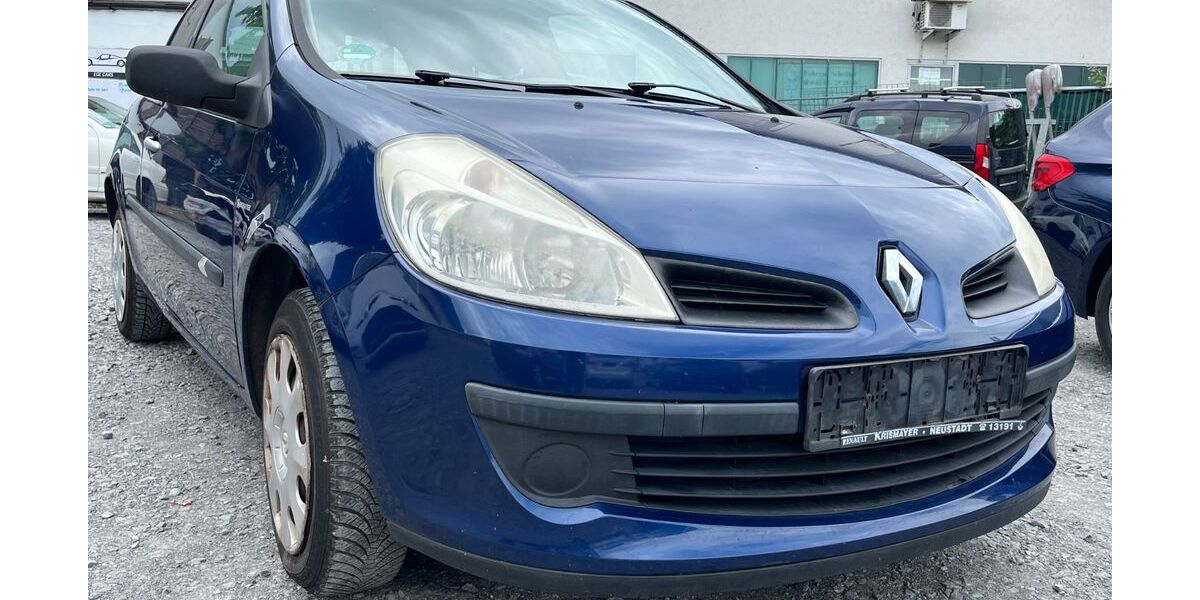 Renault Clio 130.777 km 2.599 &euro; Reilingen 68799