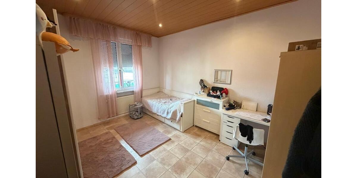 Etagenwohnung Frankenthal (Pfalz) - 5 Zimmer, 150 m&sup2;, 345.000&euro; | Angebot:24786101