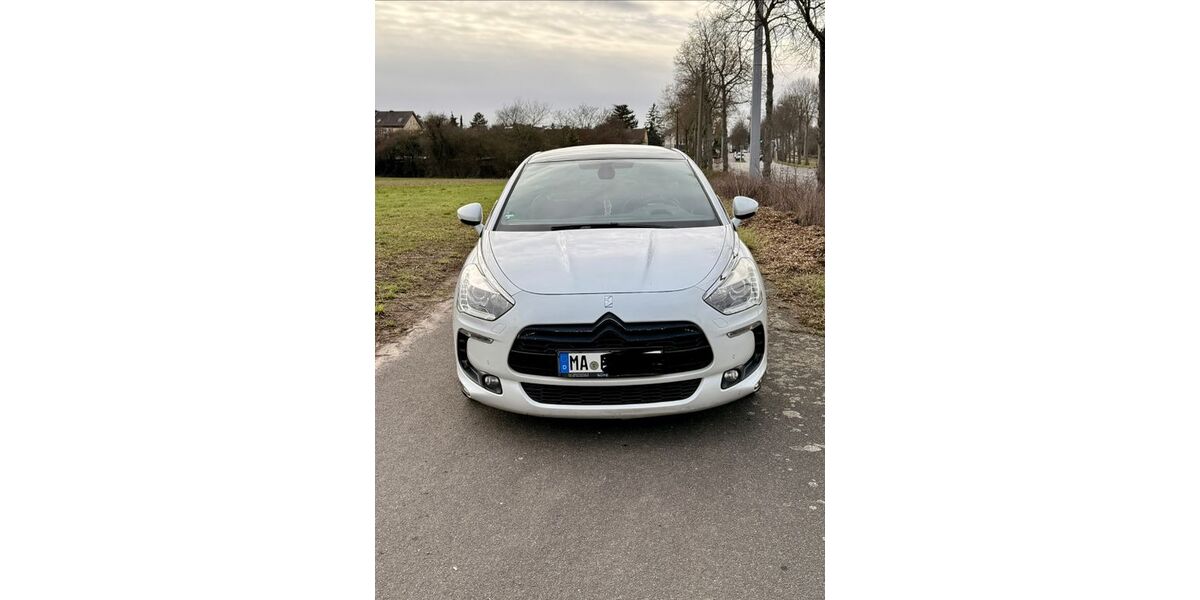 DS Automobiles DS5 145.680 km 7.900 &euro; Mannheim 68259