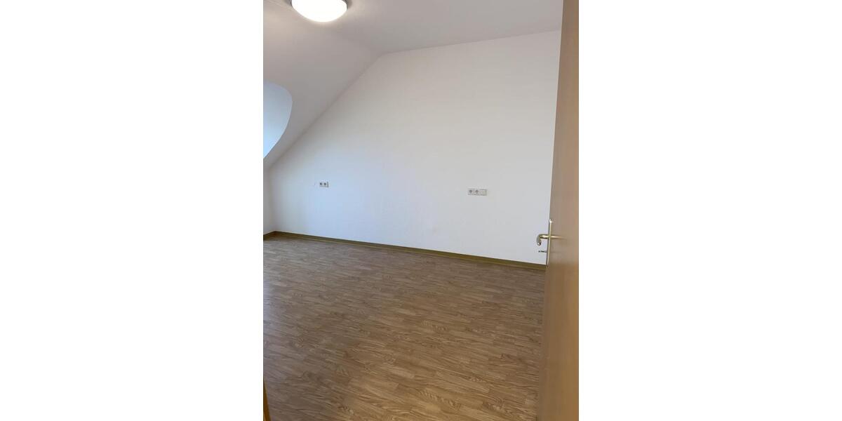 2 Zi Bad EBK Wohnung Carl-Benz-Seniorenzentrum Erst ab 60J mögli 2 zimmer