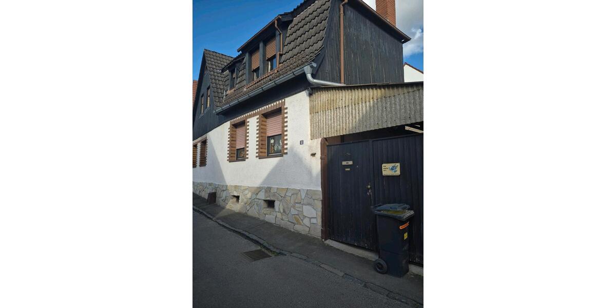 Einfamilienhaus Worms Vororte Südwest - 6 Zimmer, 150 m&sup2;, 260.000&euro; | Angebot:26190911