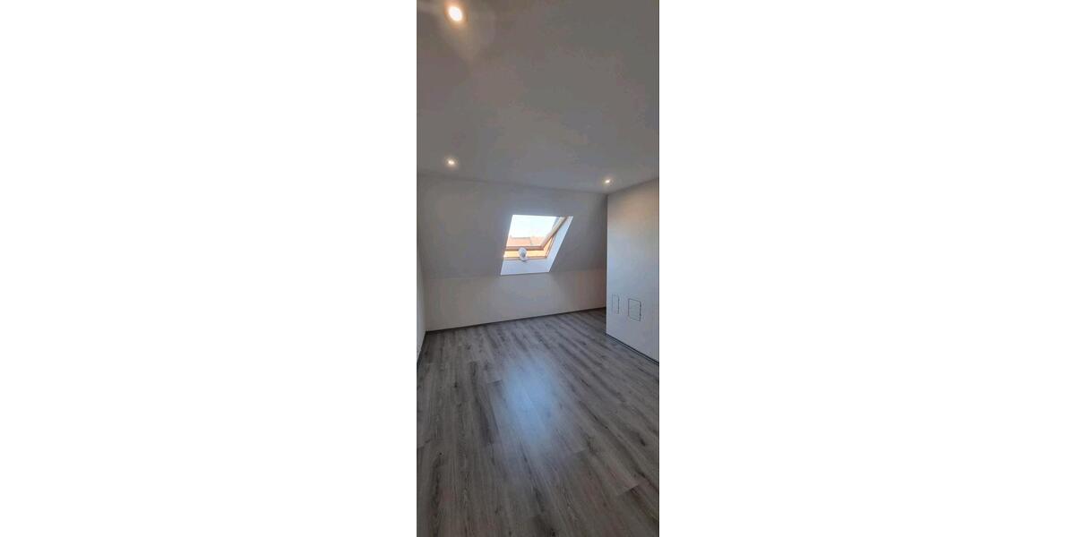 Maisonettenwohnung Schifferstadt - 5 Zimmer, 160 m&sup2;, 1.750&euro; | Angebot:26152684