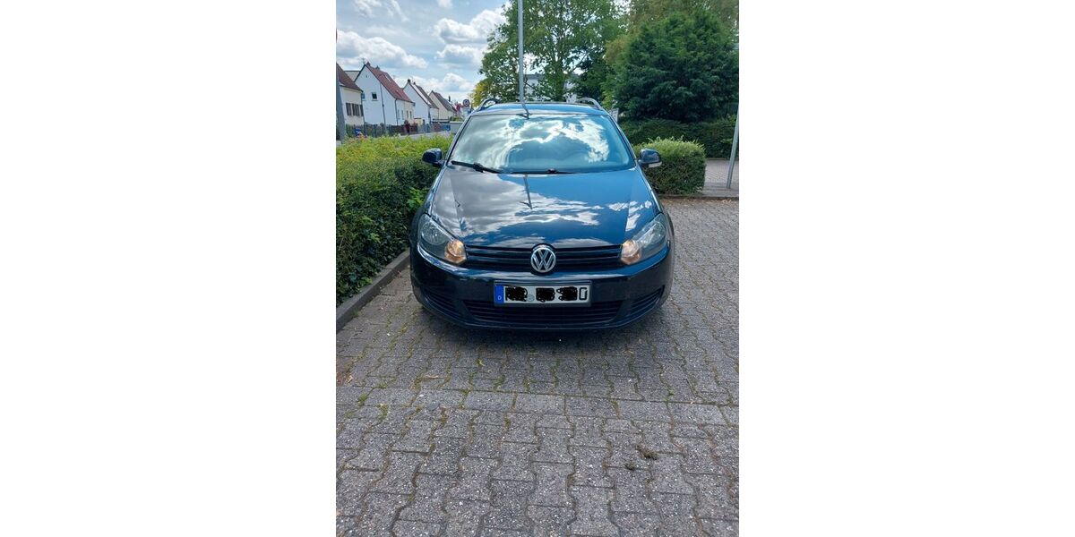 VW Golf 182.000 km 2.399 &euro; Brühl 68782