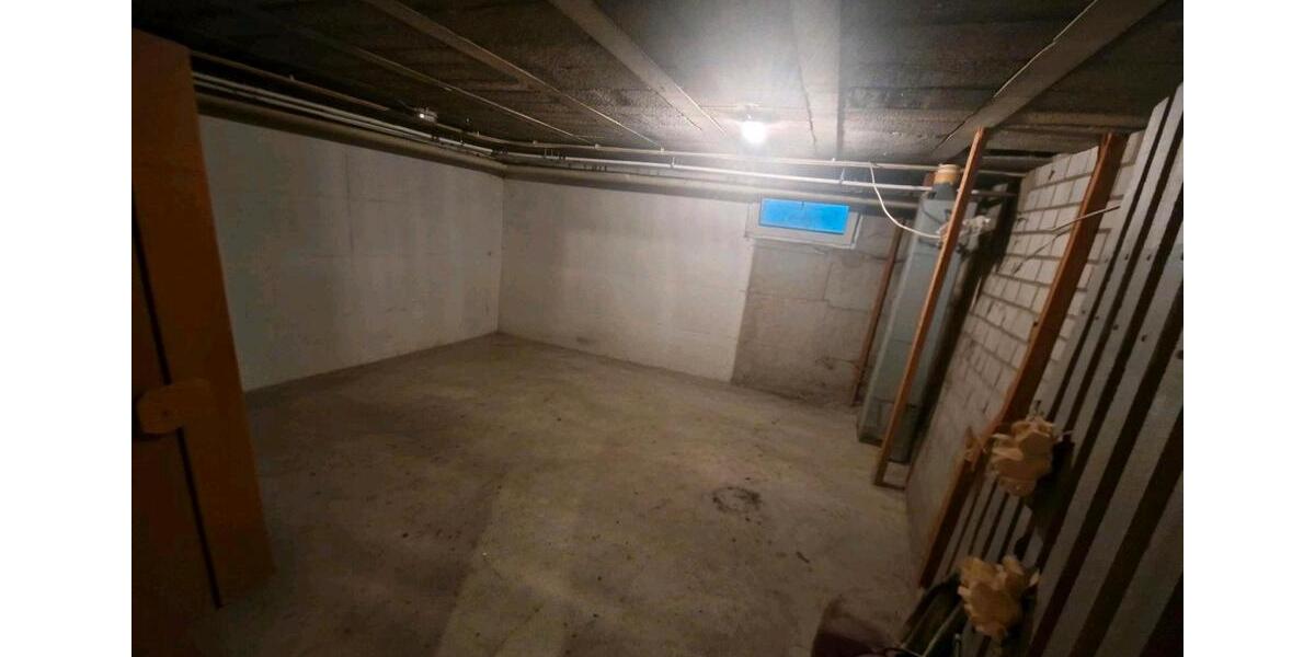 Etagenwohnung Hockenheim - 3 Zimmer, 74 m&sup2;, 270.000&euro; | Angebot:27019407